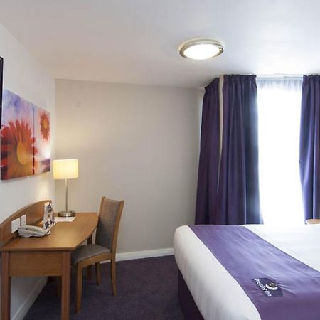 Premier Inn Glasgow City Centre South Exterior photo
