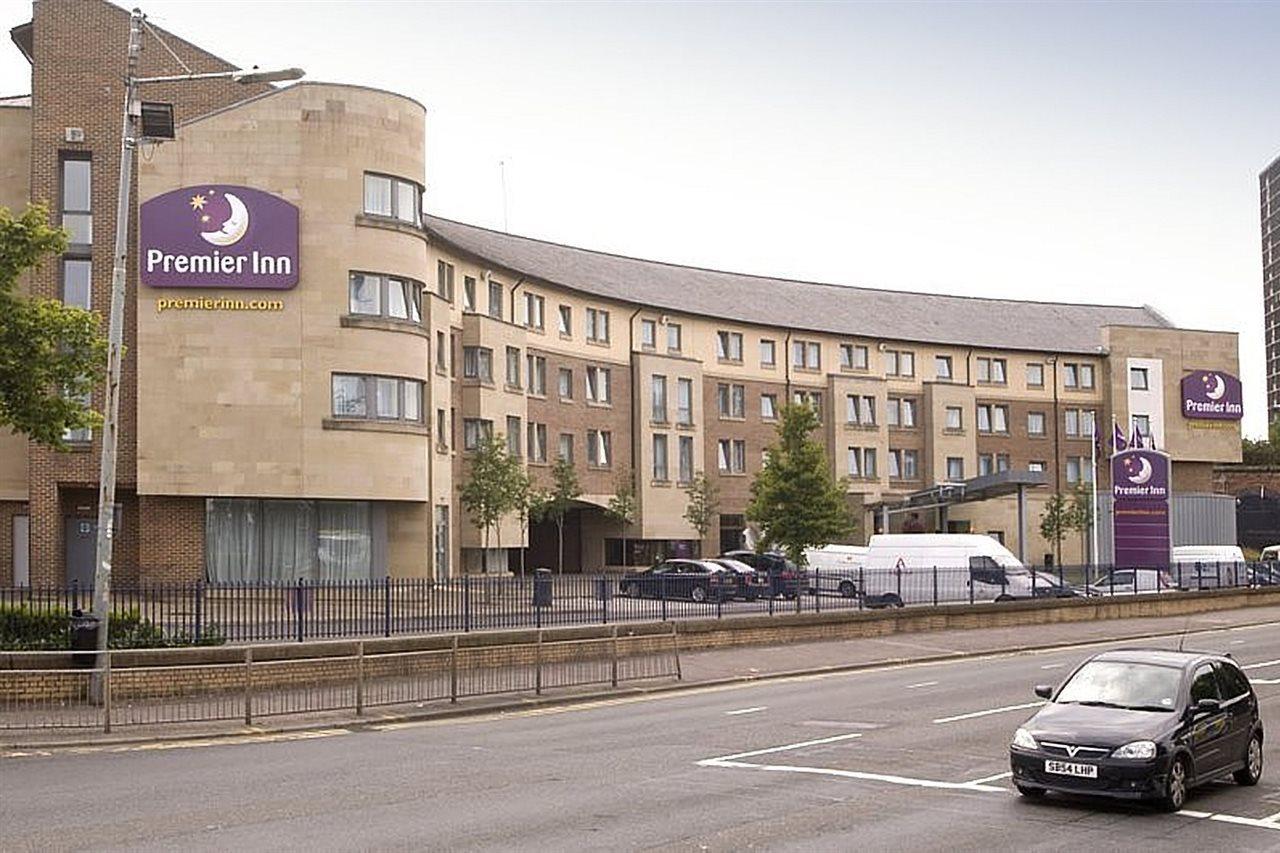 Premier Inn Glasgow City Centre South Exterior photo