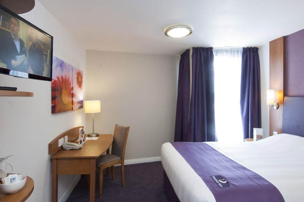 Premier Inn Glasgow City Centre South Exterior photo