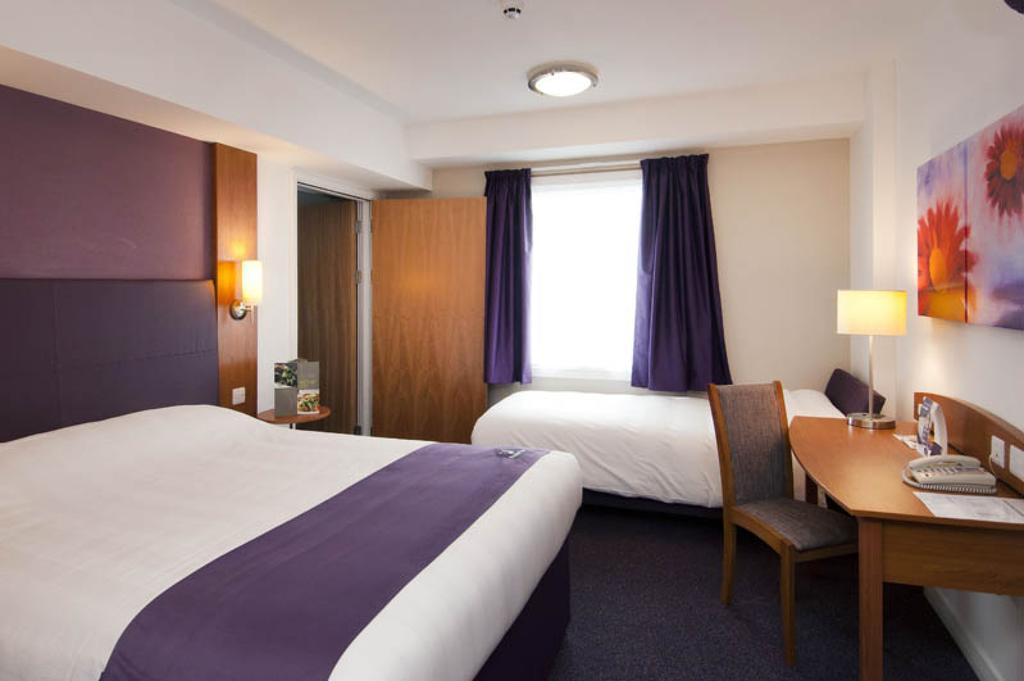 Premier Inn Glasgow City Centre South Room photo