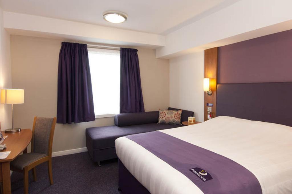 Premier Inn Glasgow City Centre South Room photo